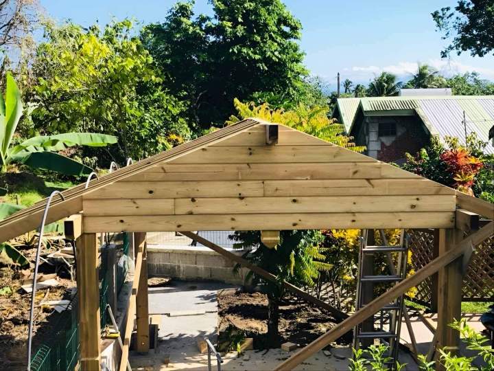 Travaux de construction de carbet Guadeloupe